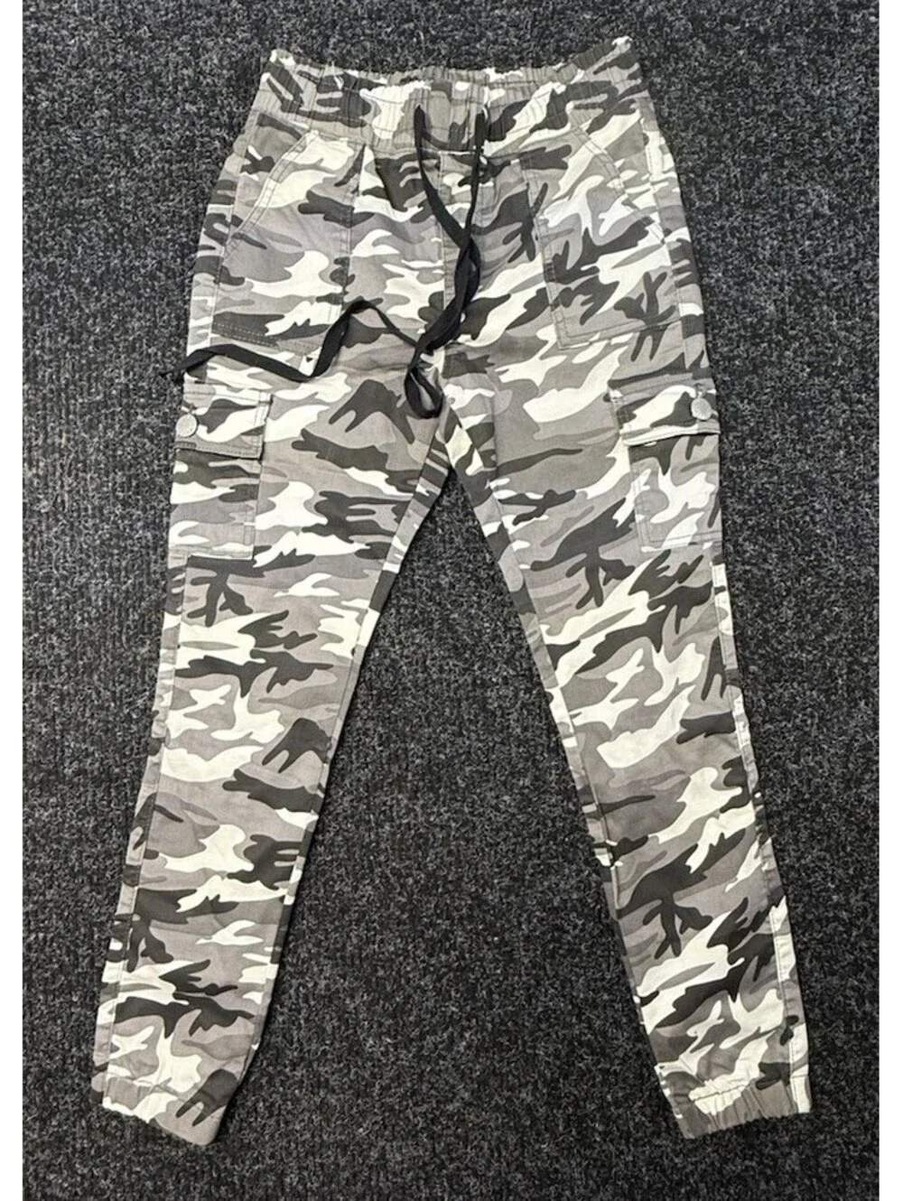 V.I.P. Girls Gray Camo Cargo Jogger Pants Size 7/8 Adjustable Waist